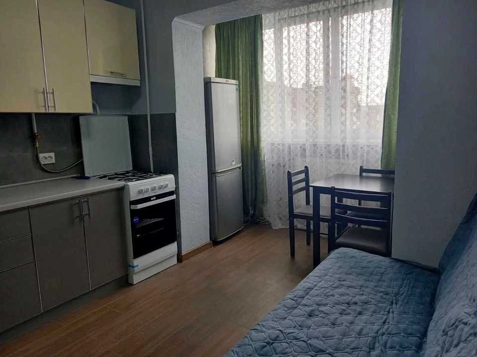 Квартира. Ивано-Франковск, улица Василя Стуса