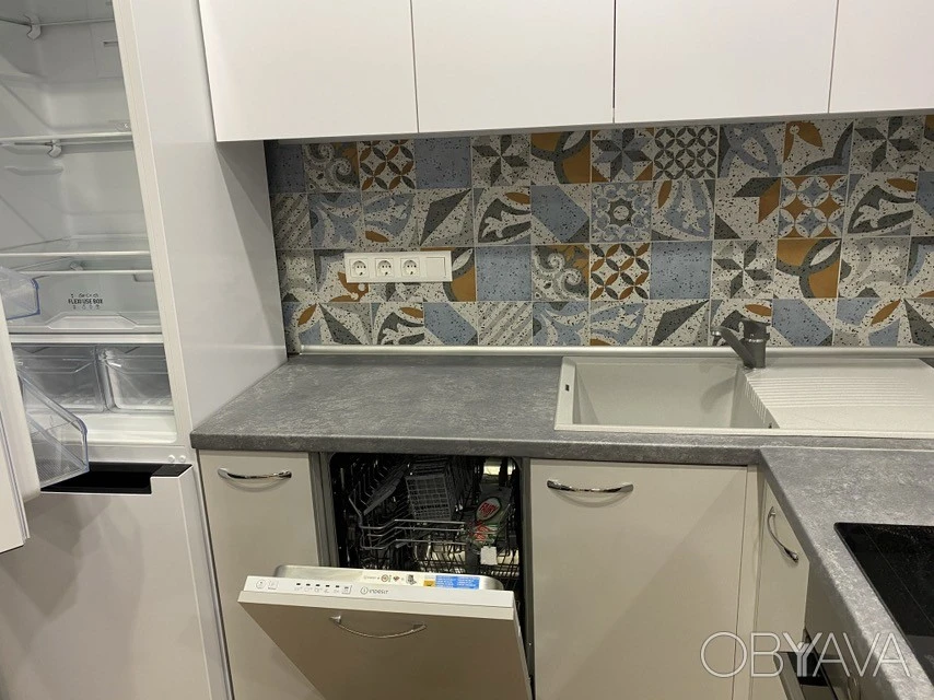 Available Stylish 1-Bedroom Apartment in ЖК 4 Сезони, ZdanoVS'koyi, 34B