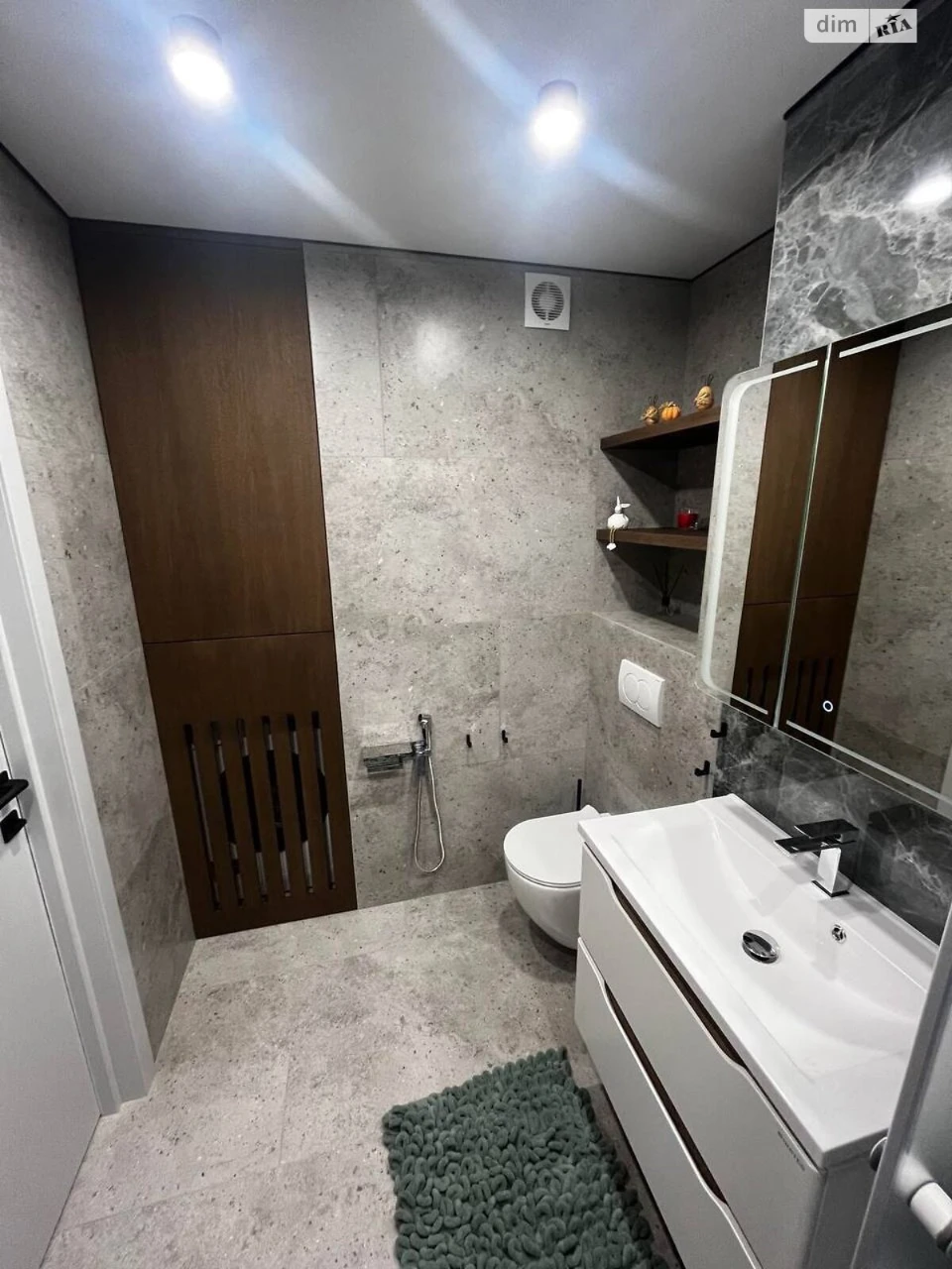 Long-Term Rental Apartment in Zhuliany