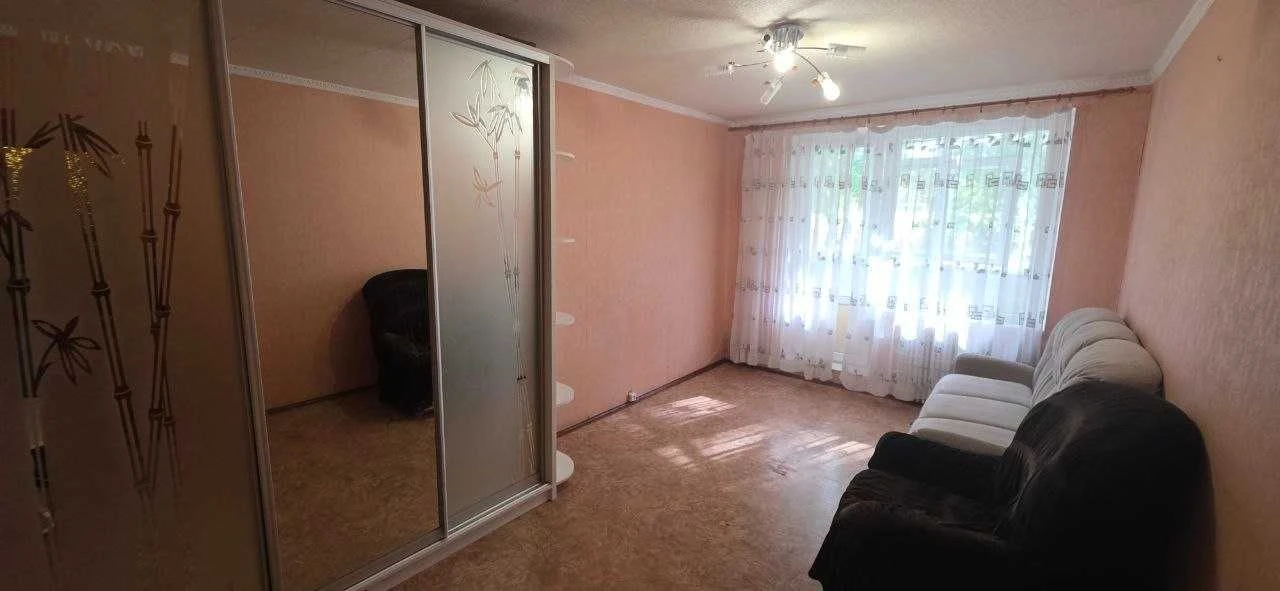 Apartment for Sale: 1 Bedroom Apartment on Salkivka