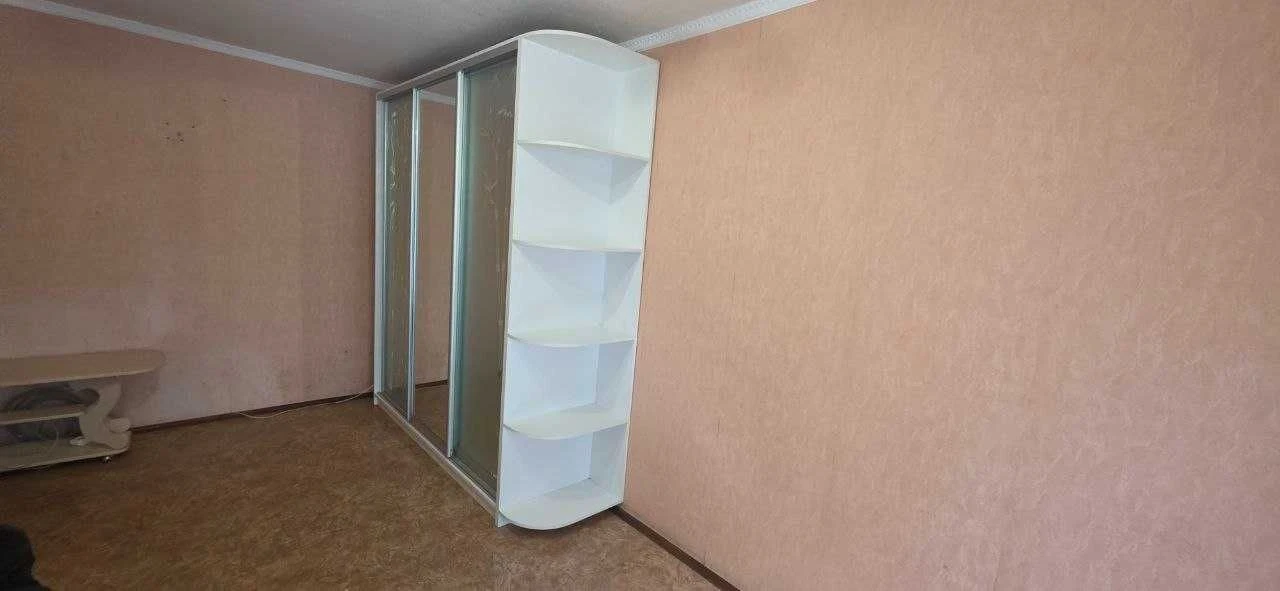 Apartment for Sale: 1 Bedroom Apartment on Salkivka