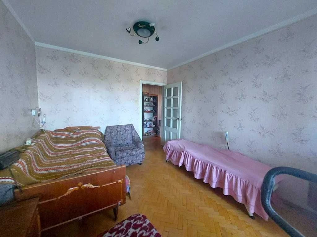 Ген. Петрова: квартира в кирпичном доме 1999г СК Стикон на Ч