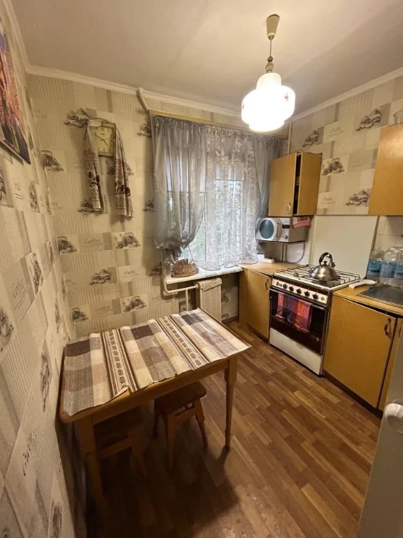 Продаж 3 кімн.кв. вул. Юність, Космічний район 2/5, табез ко