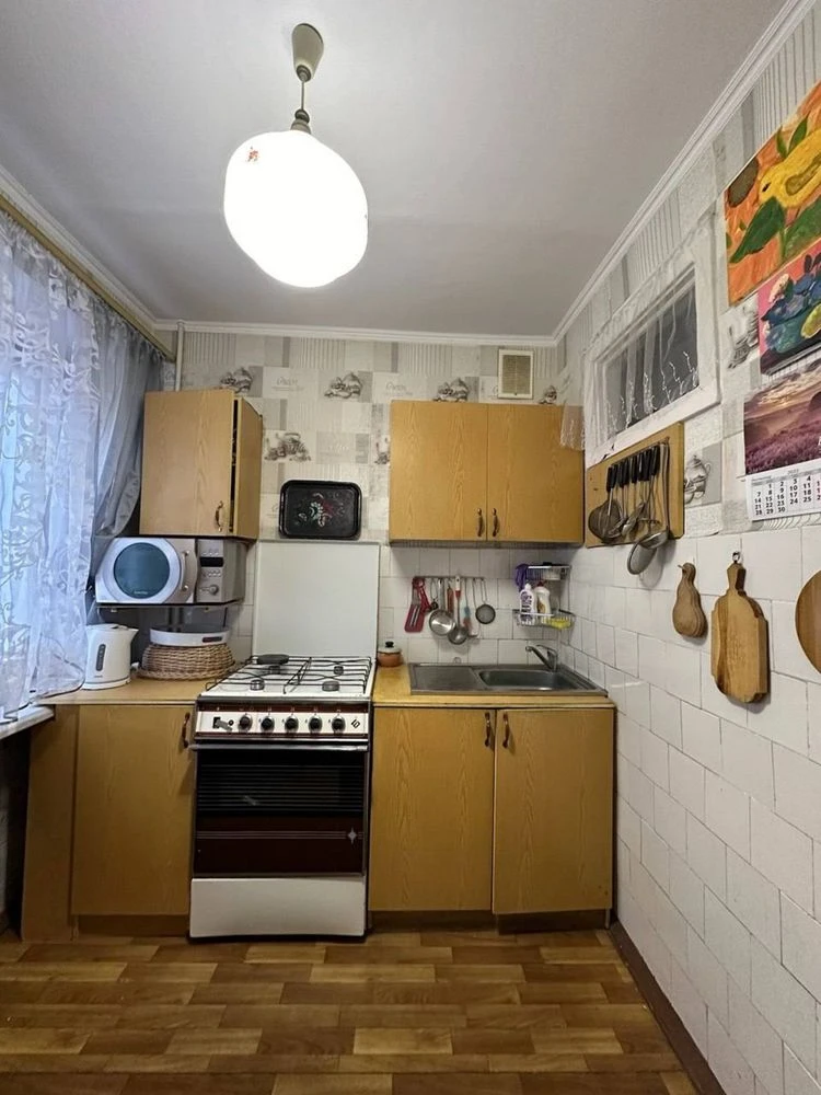 Продаж 3 кімн.кв. вул. Юність, Космічний район 2/5, табез ко