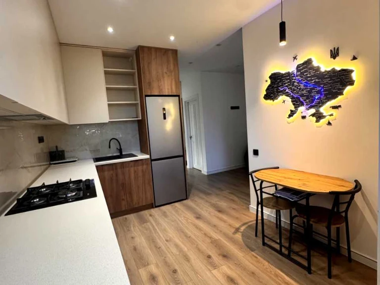 Apartment. Ivano-Frankivsk, Sichovyh Striltsy Street