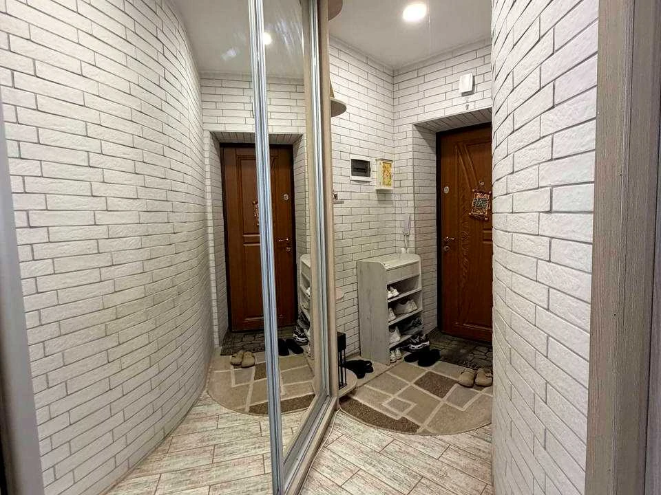 Apartment. Khmelnitsky, Karpelyuka Street