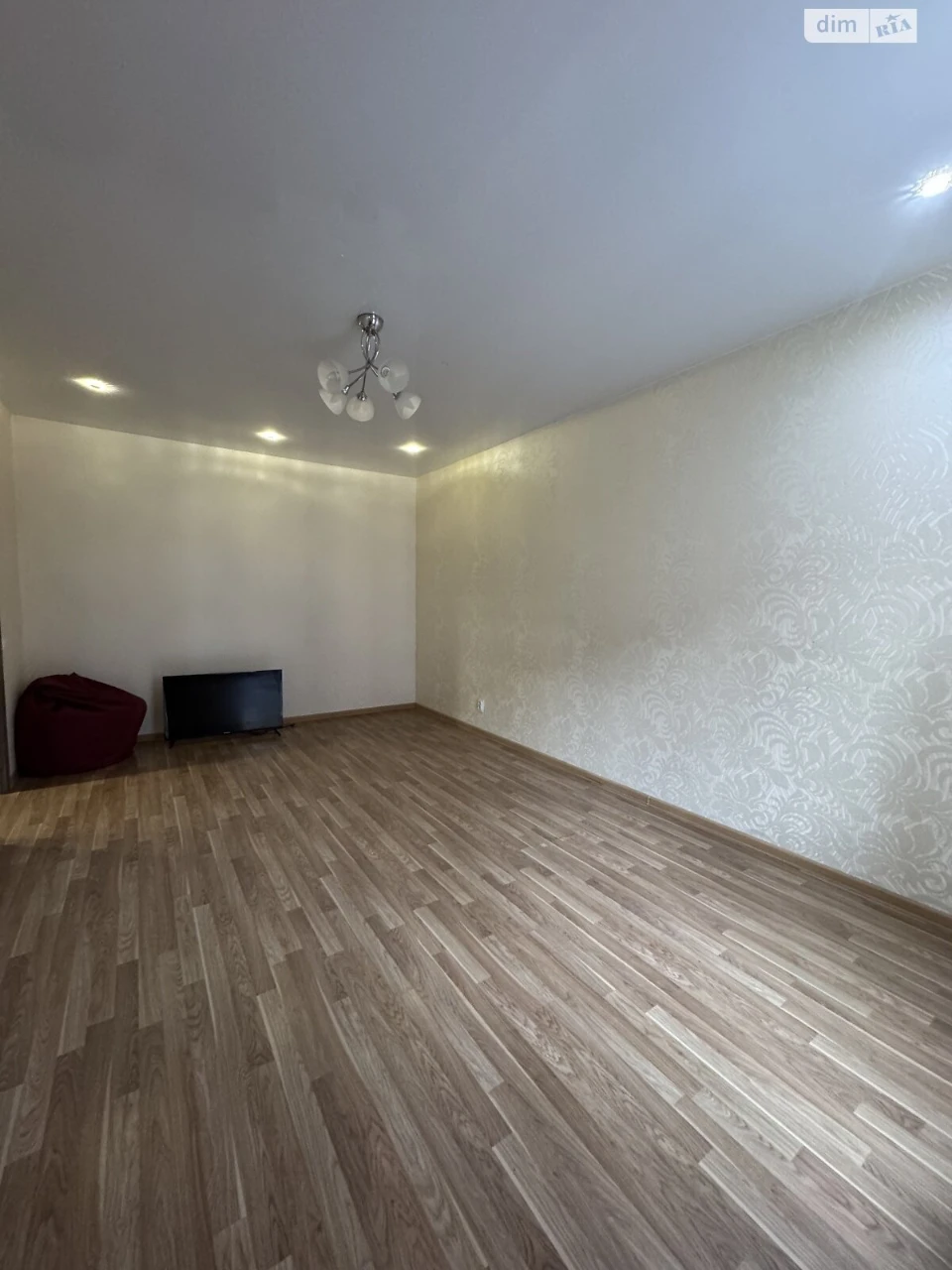Long-Term Rental Apartment Exhibition
