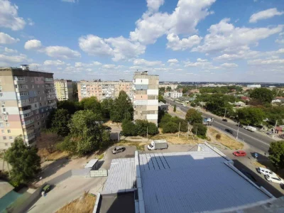 For Sale: 3-room apartment in a new building.