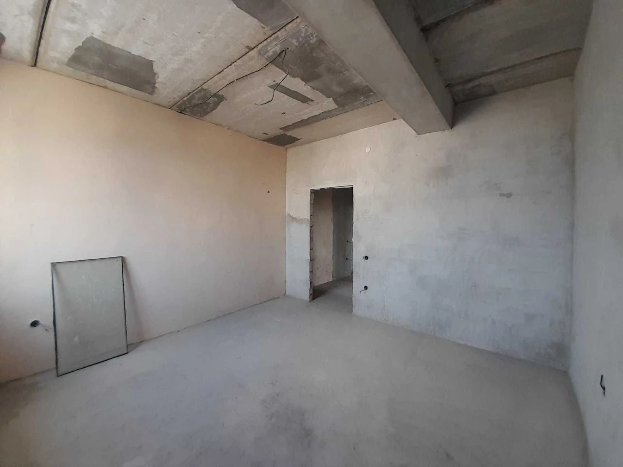 For Sale: 3-room apartment in a new building.