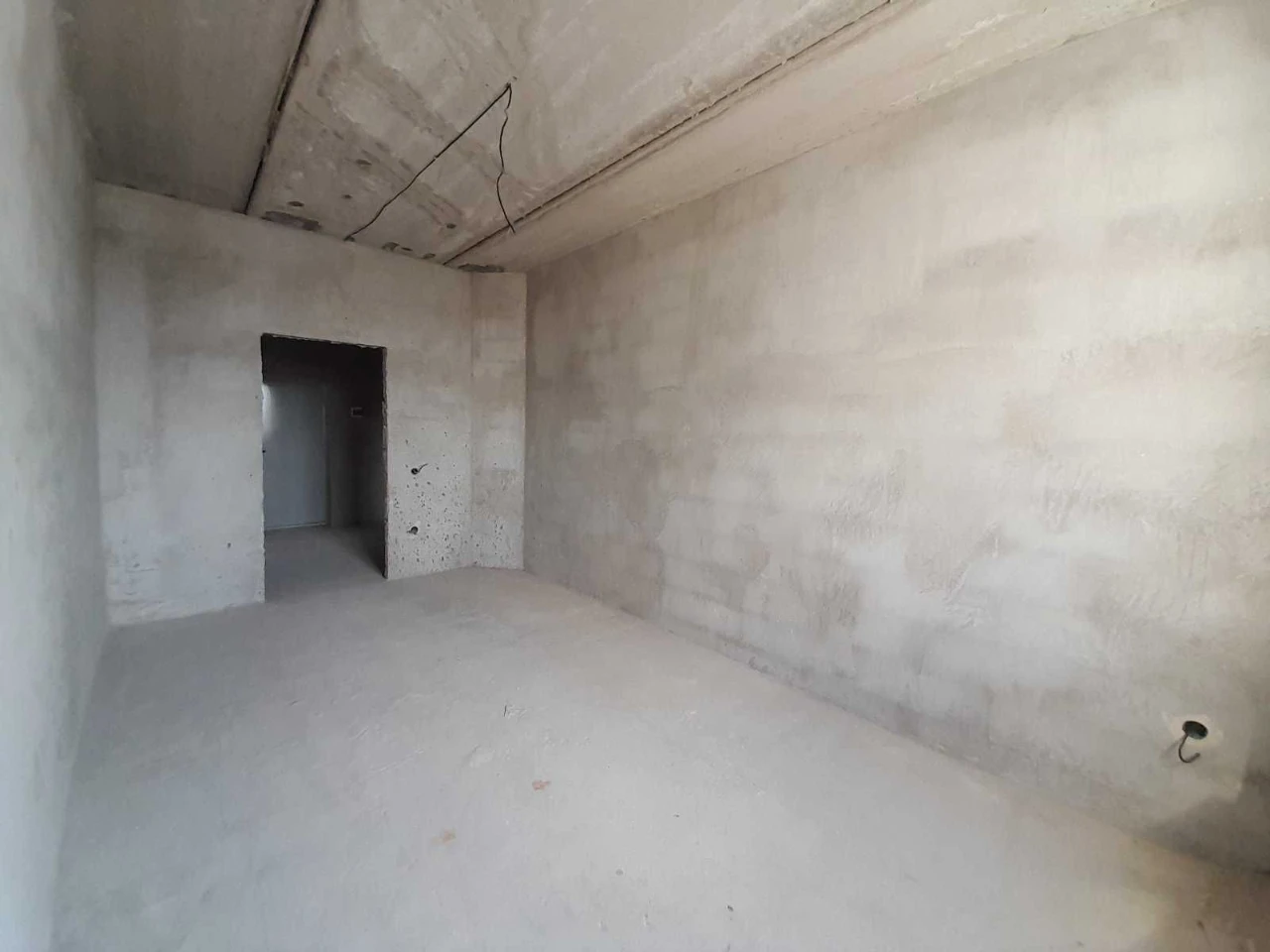 For Sale: 3-room apartment in a new building.