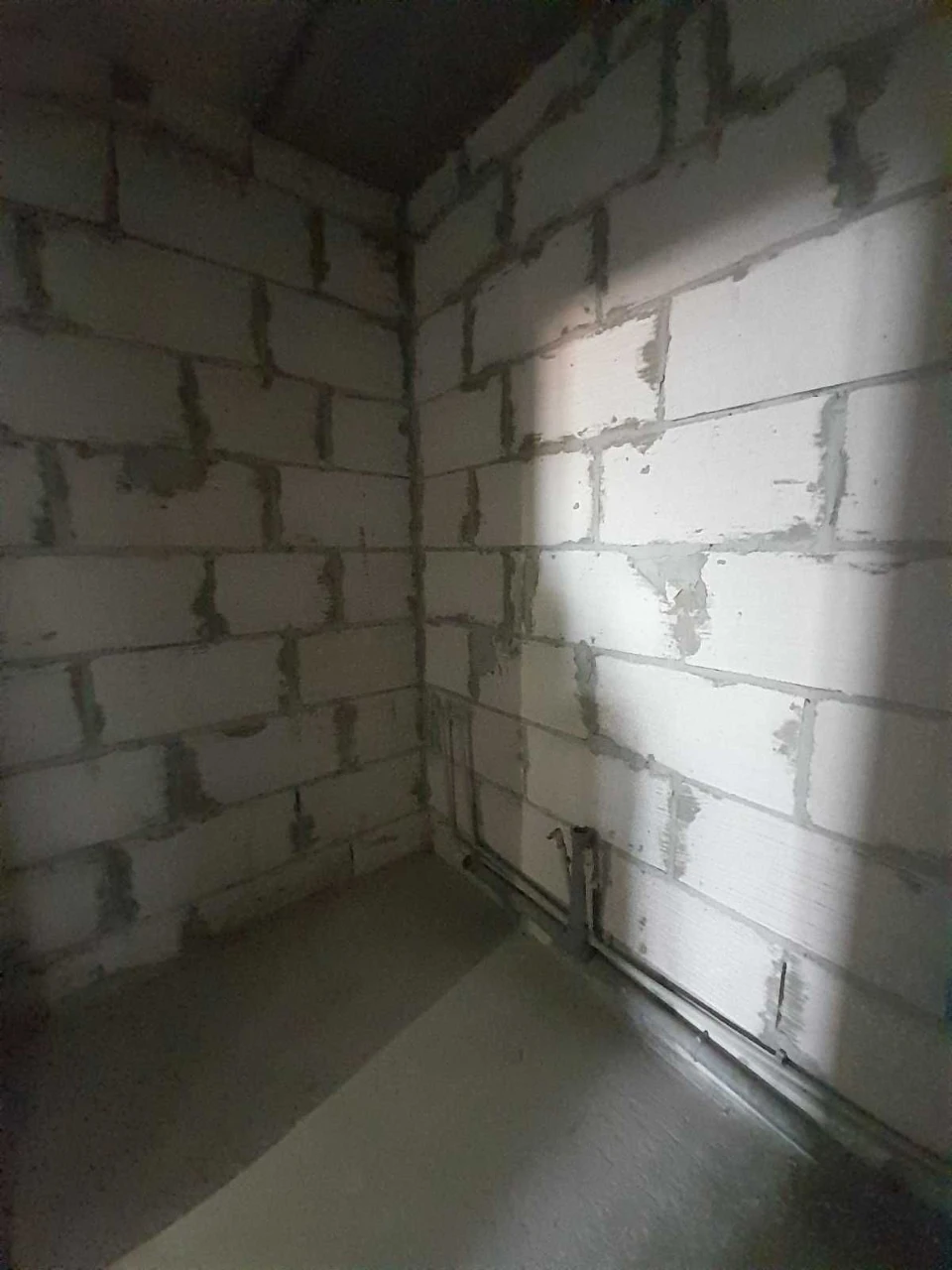 For Sale: 3-room apartment in a new building.