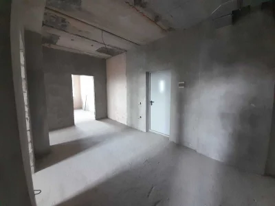 For Sale: 3-room apartment in a new building.