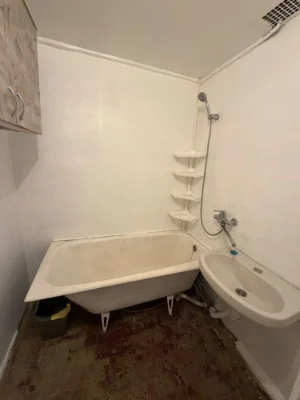 For Sale: 2-Room Apartment near Tsentr TSK