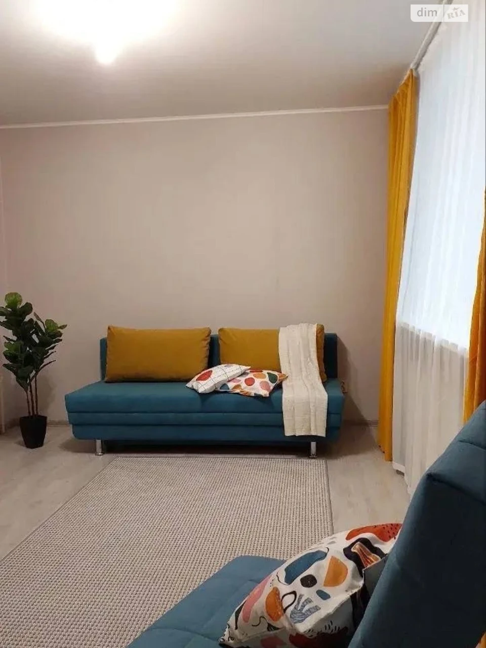 Long-Term Rental Apartment on Naukova Street