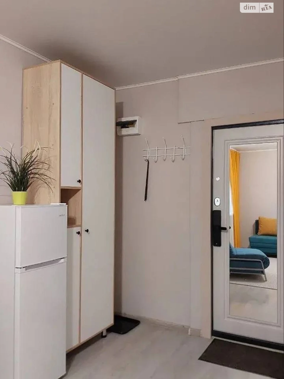 Long-Term Rental Apartment on Naukova Street