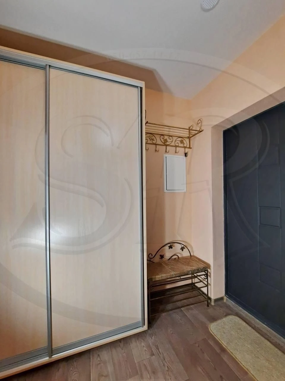 Generator, sheltered area, underground parking. 1-room apartment