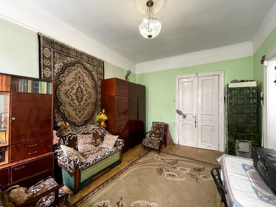 Apartment. Lviv, Lychakivska Street