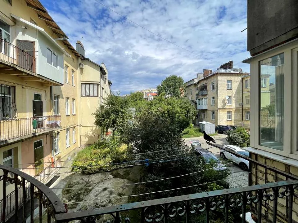 Apartment. Lviv, Lychakivska Street