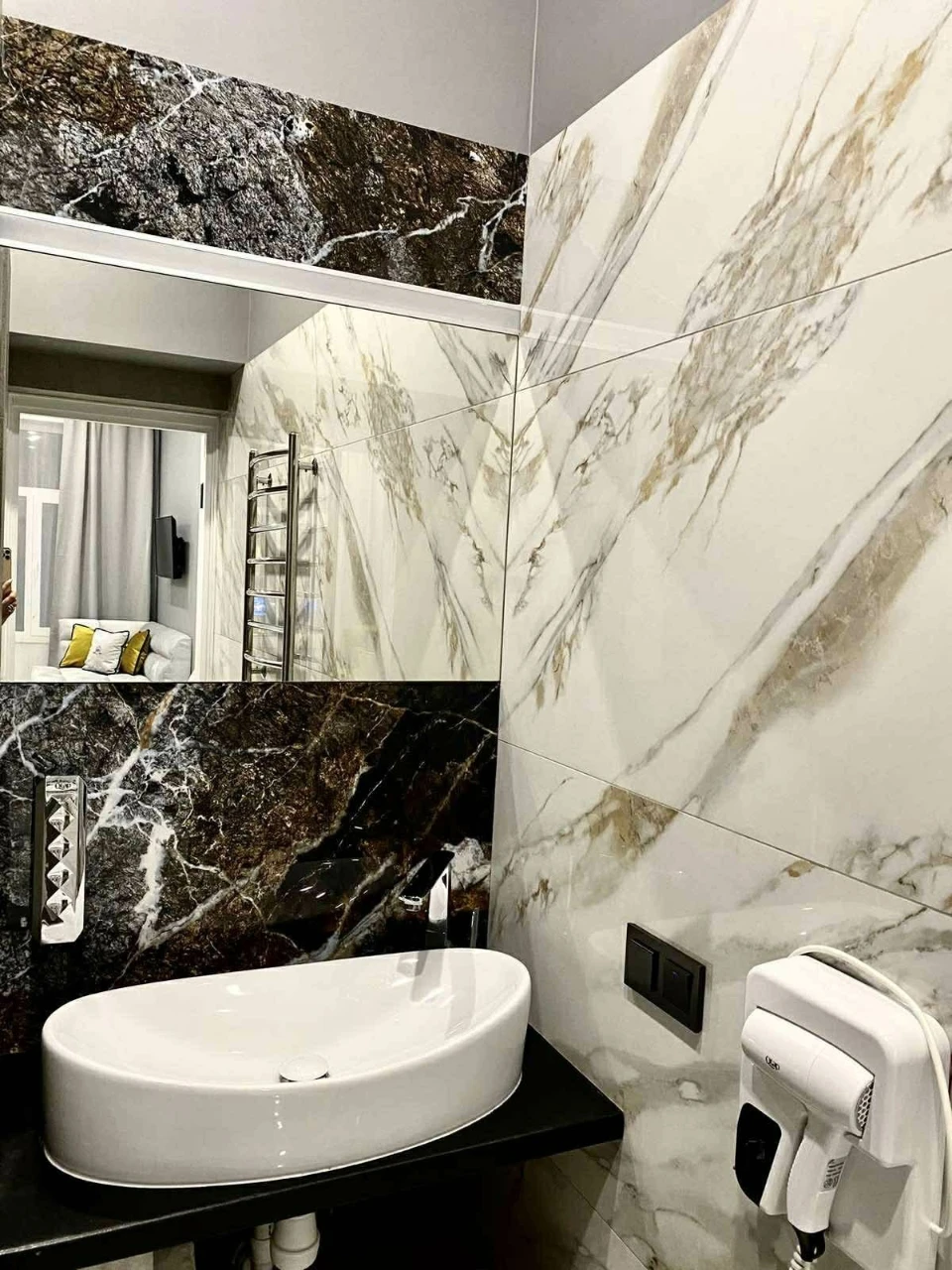 Готовий апарт-біхнес в центрі Львова | 4 апартаменти 161м² |