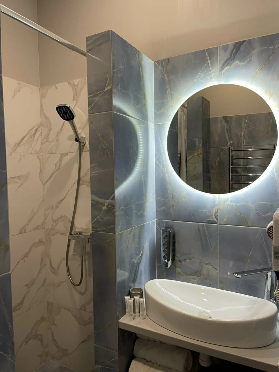 Готовий апарт-біхнес в центрі Львова | 4 апартаменти 161м² |