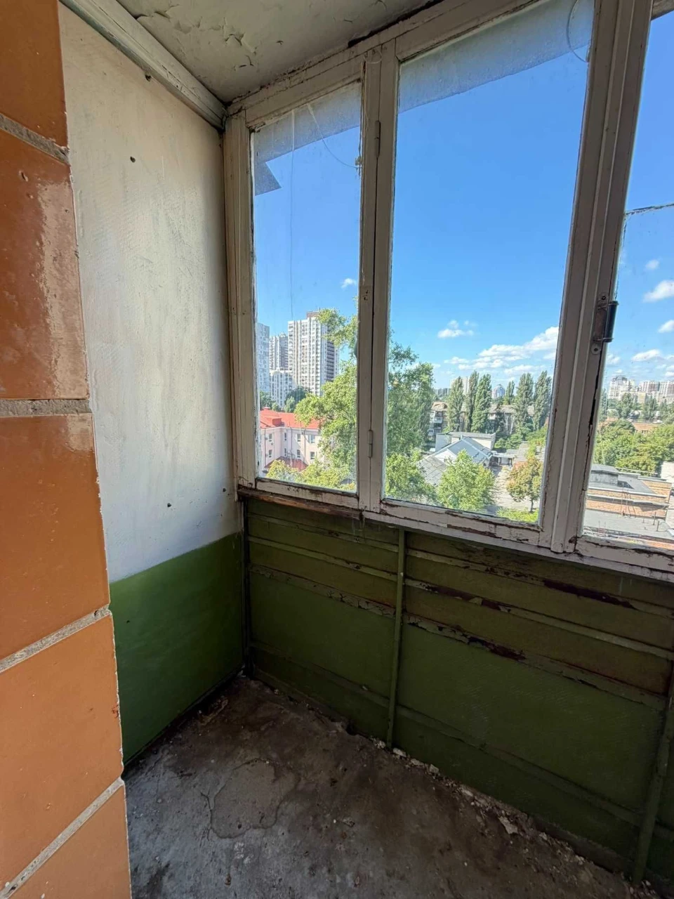 10 minutes walk to Metro Zhytomyr!! Sale of a 1-bedroom apartment 44.3 sq.m.
