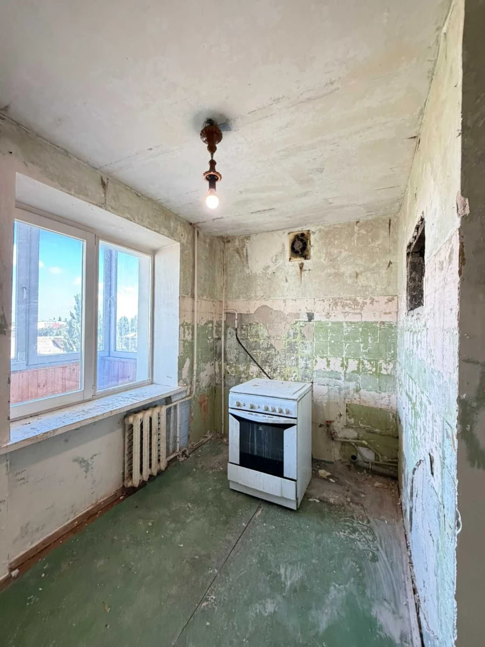 10 minutes walk to Metro Zhytomyr!! Sale of a 1-bedroom apartment 44.3 sq.m.