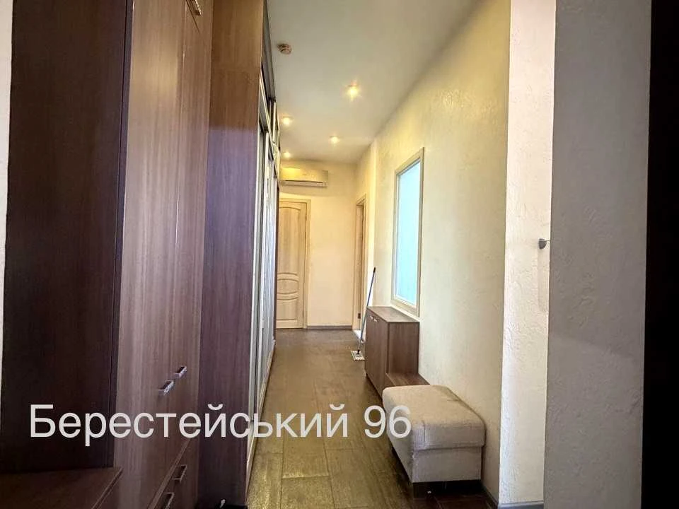 Квартира. Київ, Берестейський просп.