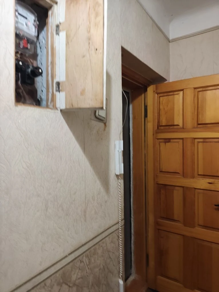 Продається 2-кімнатна квартира неподалік від Центру!