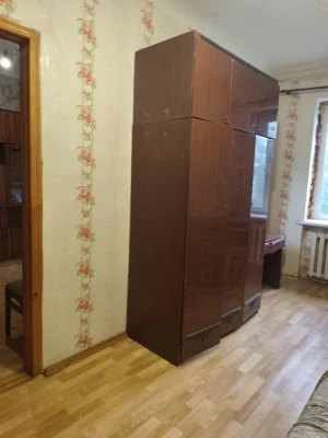 Продається 2-кімнатна квартира неподалік від Центру!