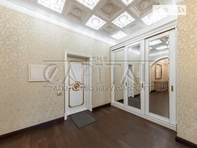 Продажа 3к квартиры 221 кв. м по ул. Ломаковская 56/2 • ID 3