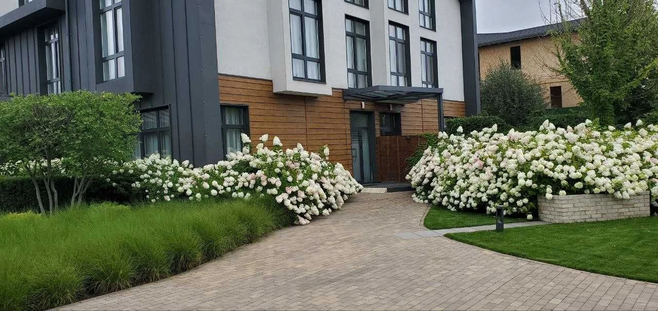 Продаж 5к будинку в Києві, Голосіївський р-н, Лютнева вул. (