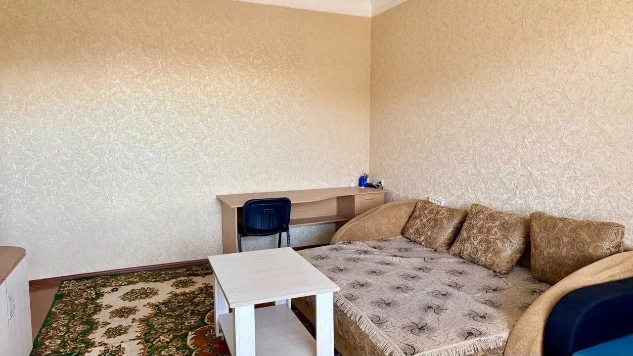 For Sale: 3-Bedroom Apartment on Fortress Street