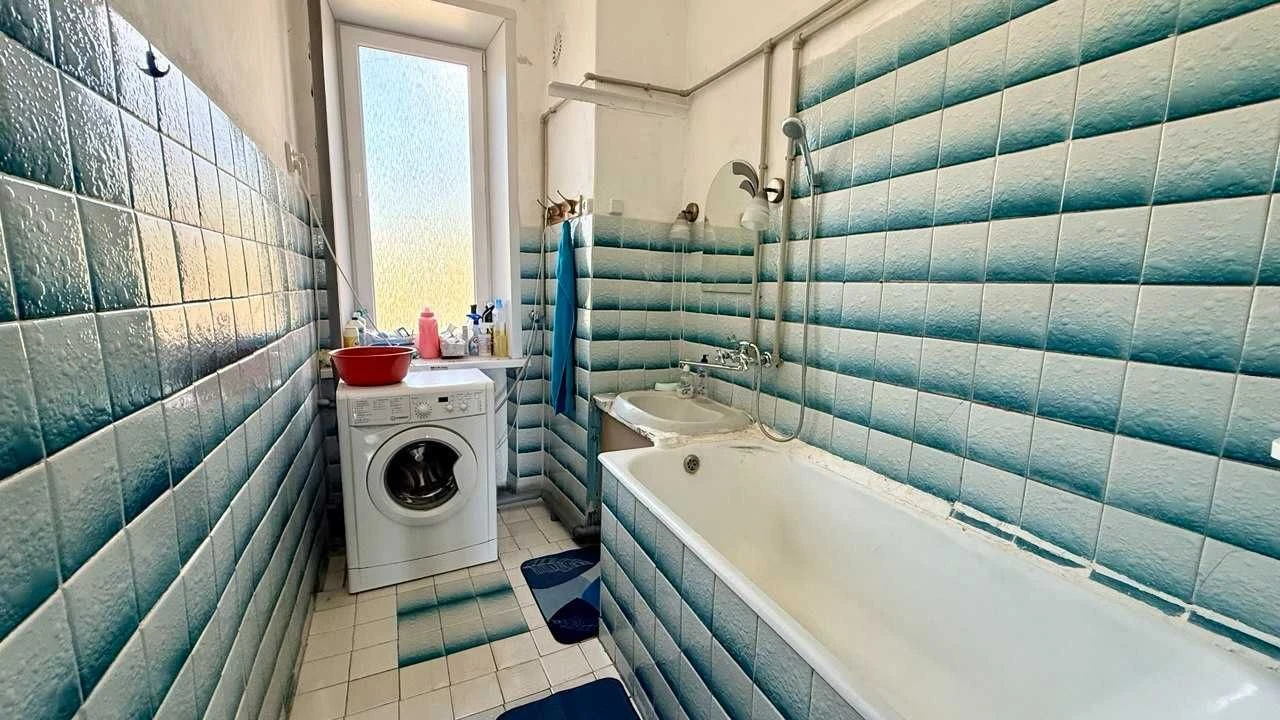 For Sale: 3-Bedroom Apartment on Fortress Street
