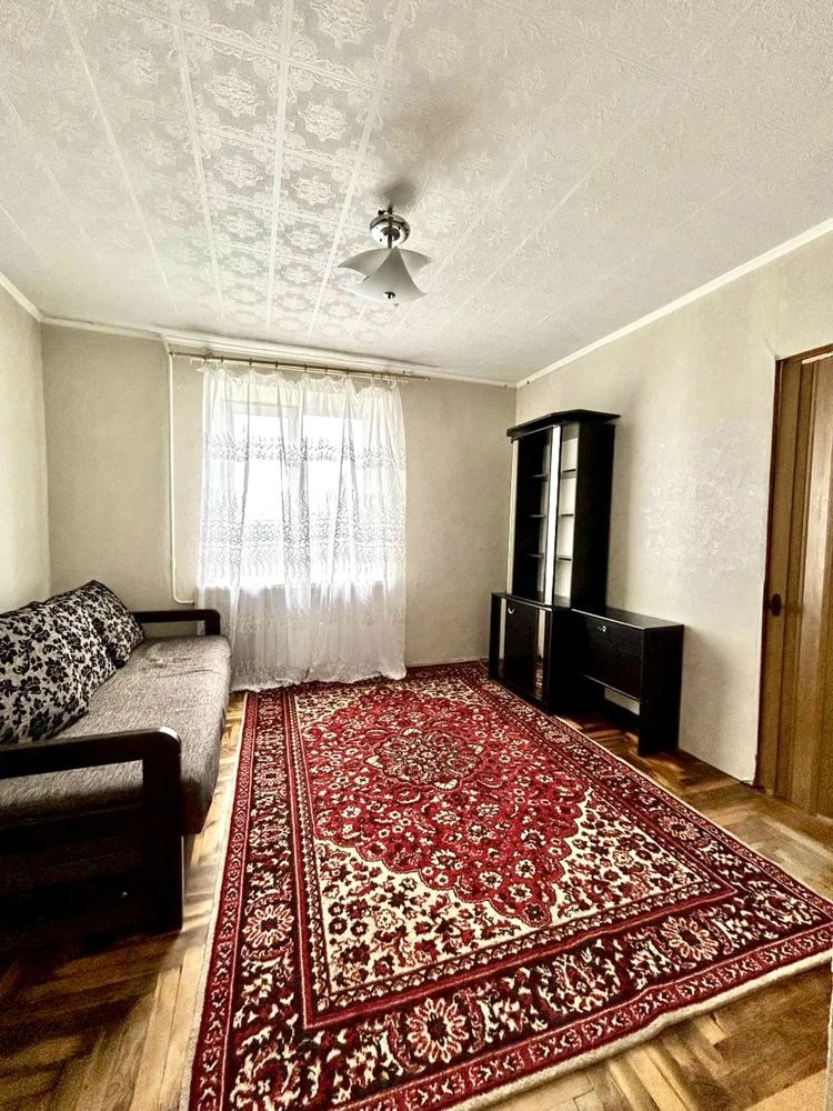 Sale of 1.5 room apartment, 38 sq.m. on Lobanovsky Street, Dniprovs