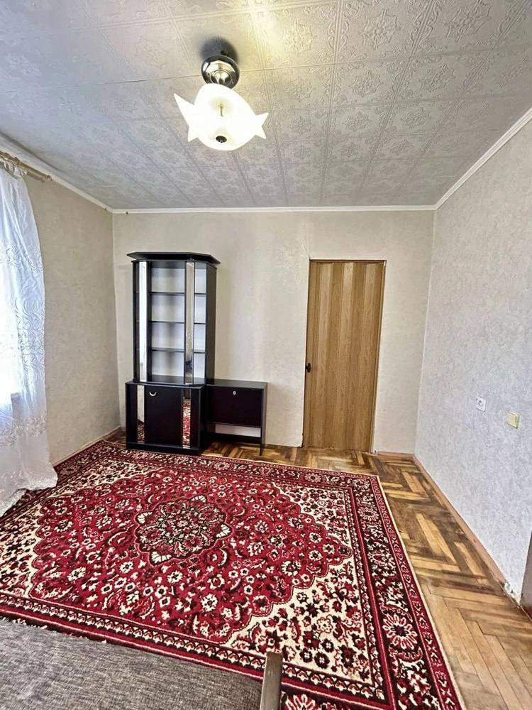 Sale of 1.5 room apartment, 38 sq.m. on Lobanovsky Street, Dniprovs
