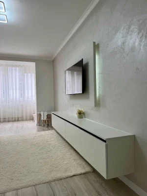 2-кімнатна квартира 63 м² + комора, 7 поверхів, з ремонтом та меблями в новобудинку
