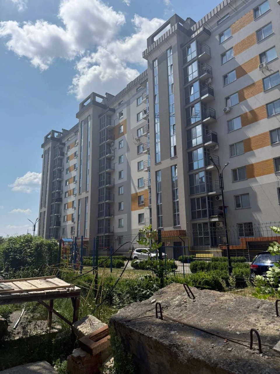ТЕРМІНОВИЙ ПРОДАЖ 2к ЖК Щасливий на Виставці