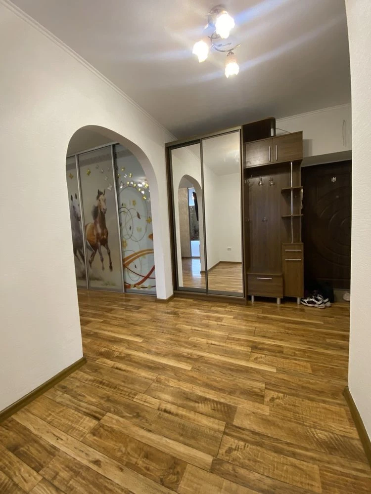 Продажа 1-комнатной квартиры на Автовокзале, ул. С. Демянчука, 1А