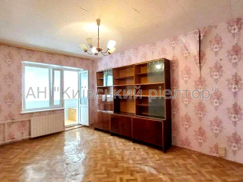 Apartment. Kyiv, Heroes of the Dnieper Street