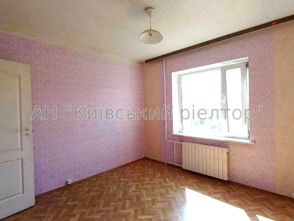 Apartment. Kyiv, Heroes of the Dnieper Street