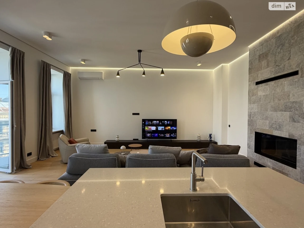 Long-Term Rental Apartment, Holosiiv