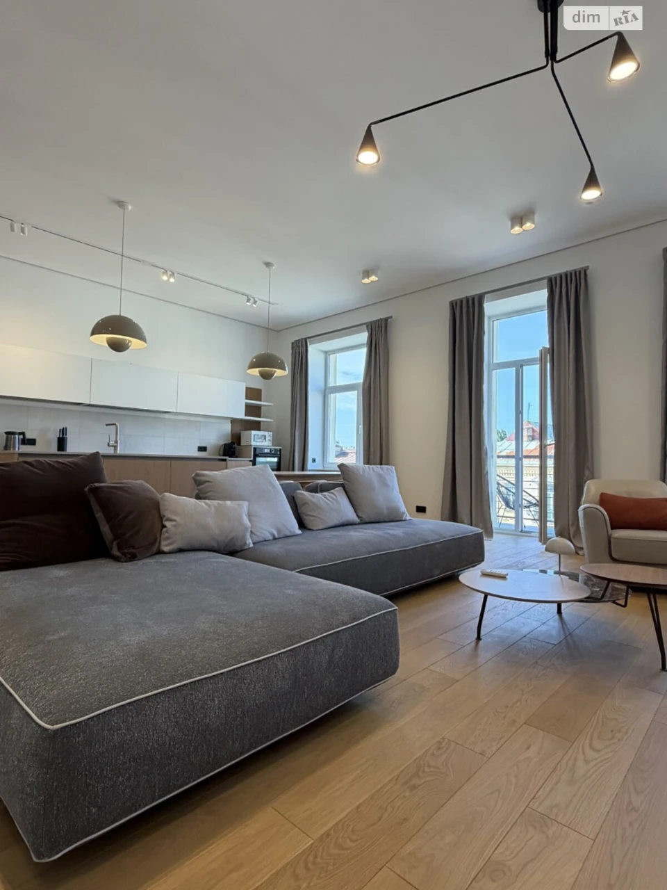 Long-Term Rental Apartment, Holosiiv