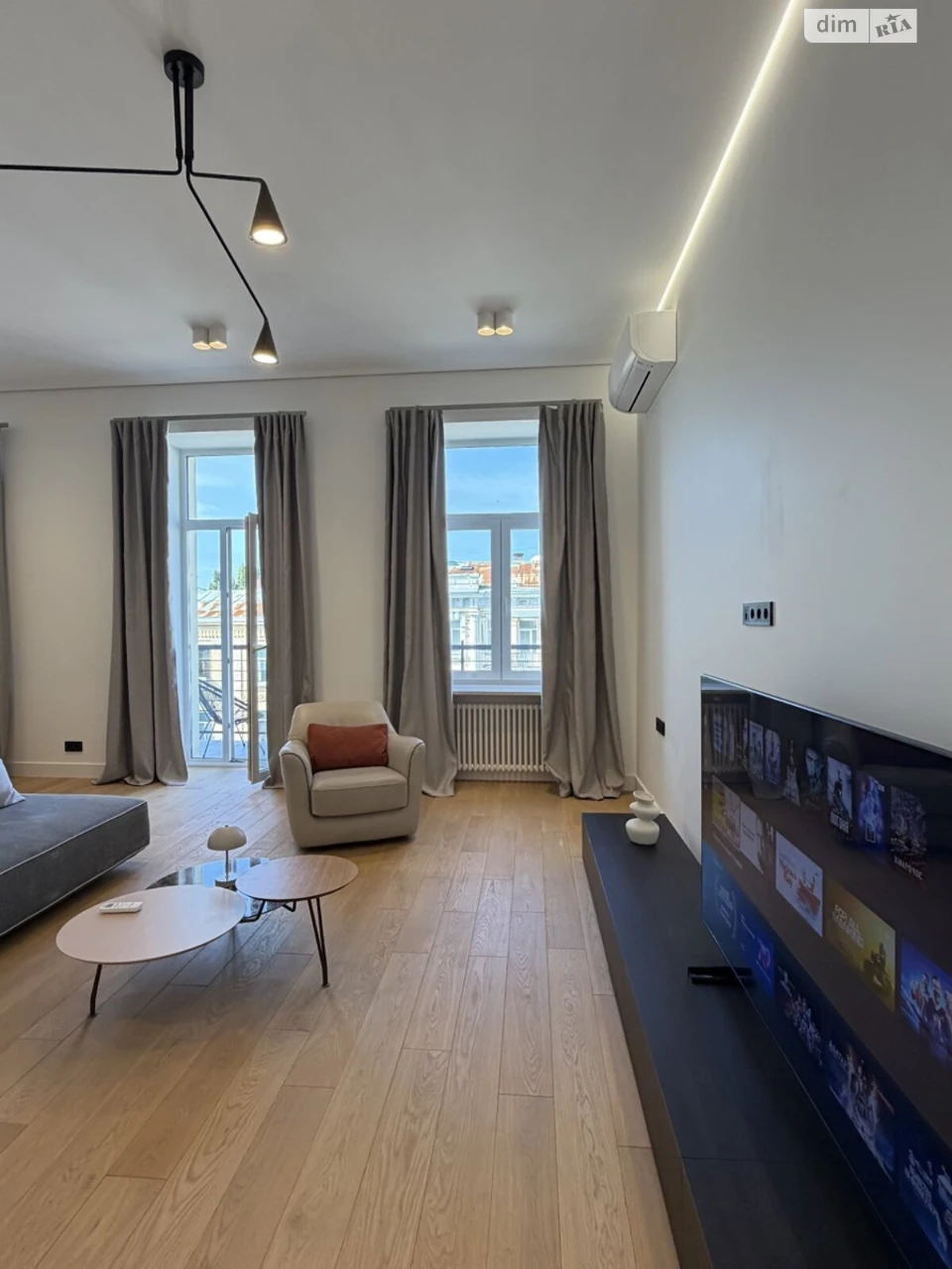 Long-Term Rental Apartment, Holosiiv