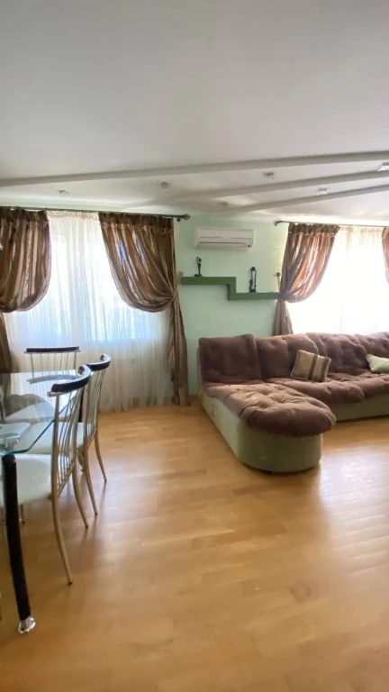 Rent 3-room apartment. Machine-Building 21-A, Shulyavka. + basement