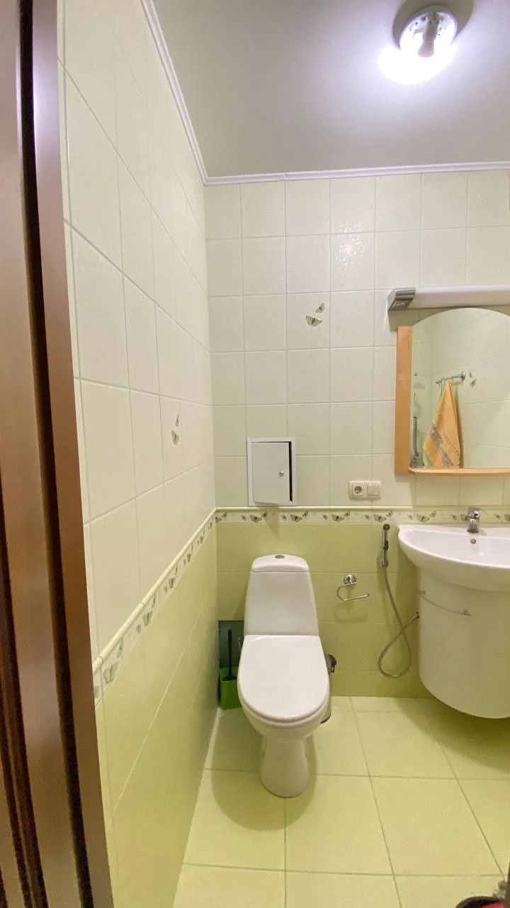 Rent 3-room apartment. Machine-Building 21-A, Shulyavka. + basement
