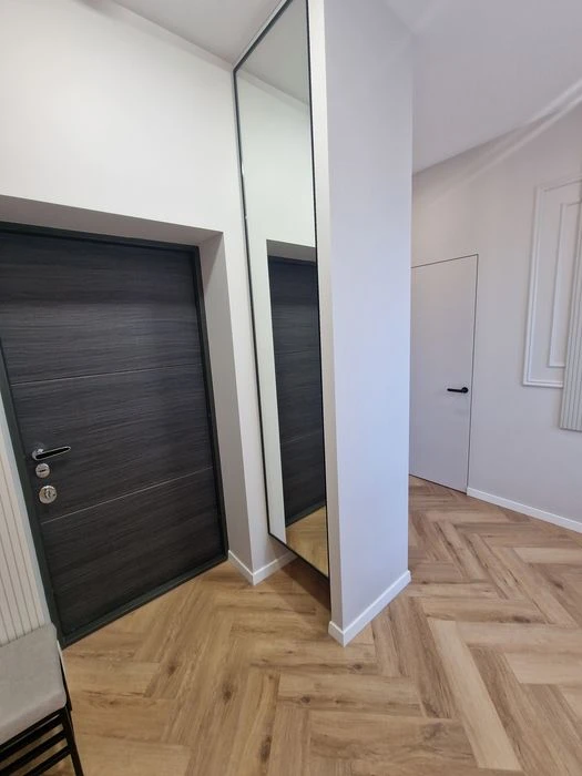 Продам квартиру с новым ремонтом ЖК Женева