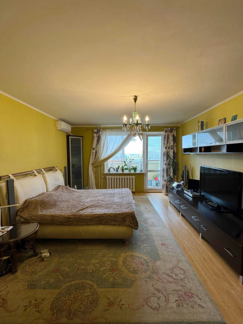 Sale of a 2-bedroom apartment on Darnytska Boulevard, 12