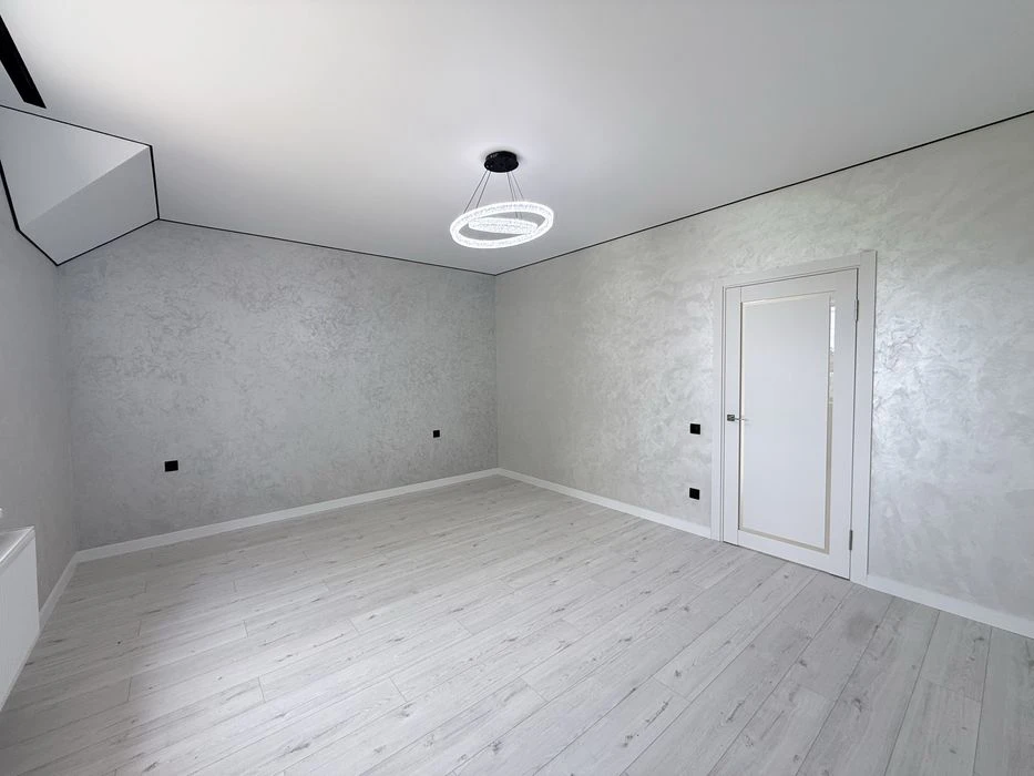 For sale duplex with renovation 3 rooms + kitchen studio