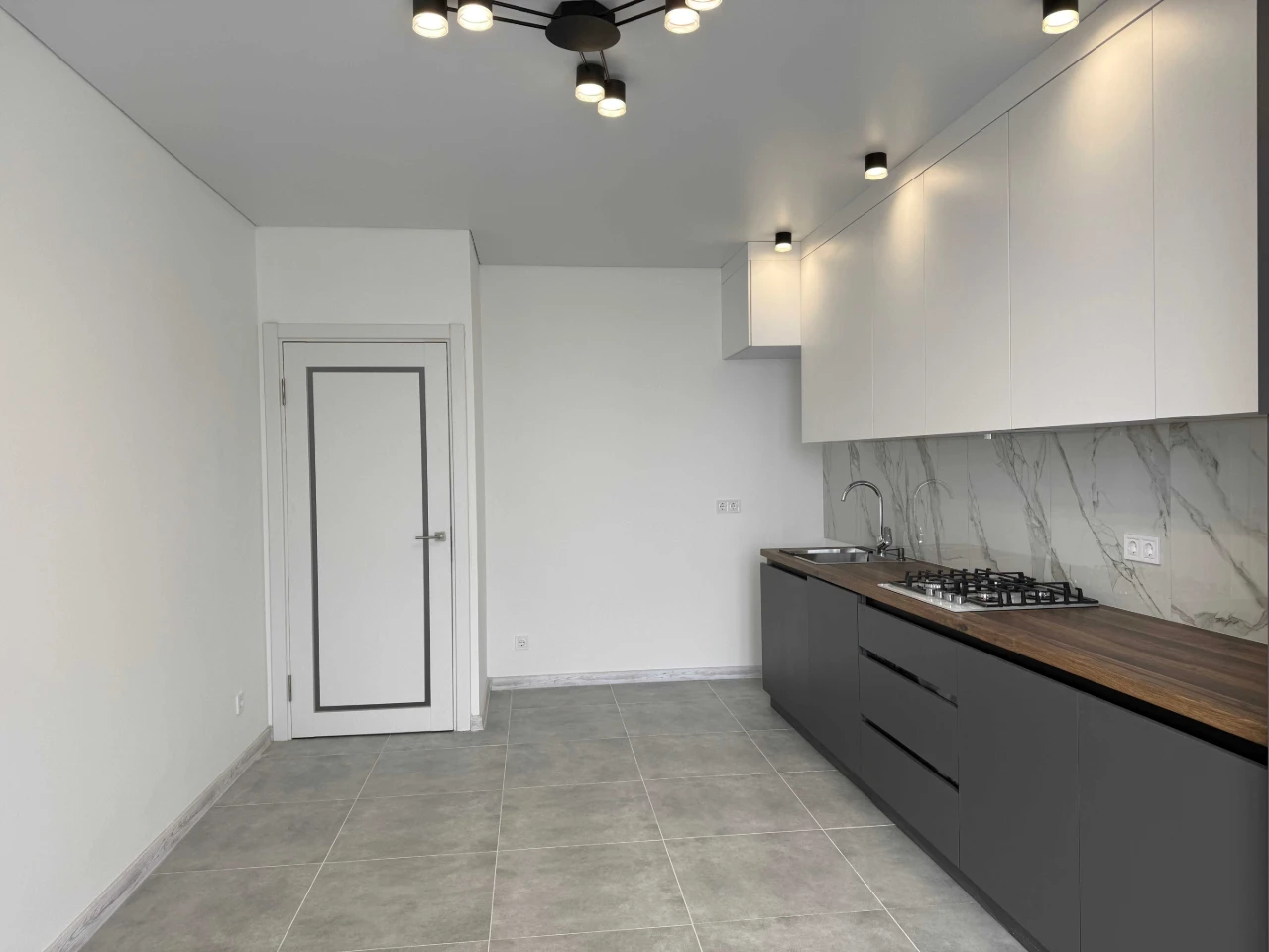 Продажа 1-комнатной квартиры в ЖК City Bud (Экспозиция)