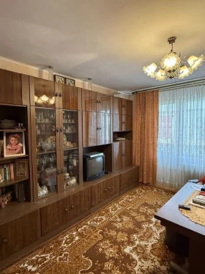 Sale of a 3-bedroom apartment in the Exhibition (Electronics) area